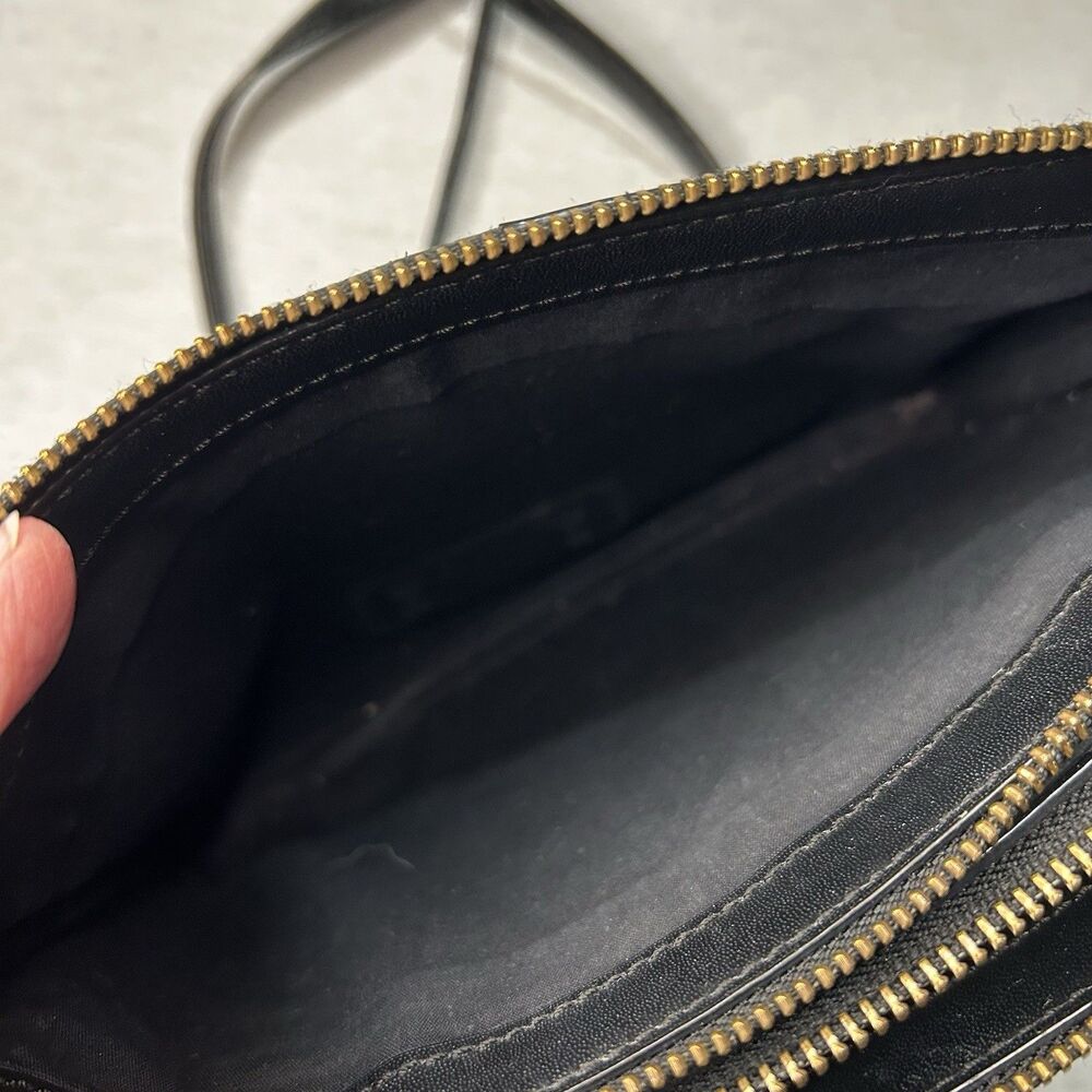 Marc by Marc Jacobs Crossbody Bag In Black Two Zip Sections Minimalist Classic - Picture 4 of 7